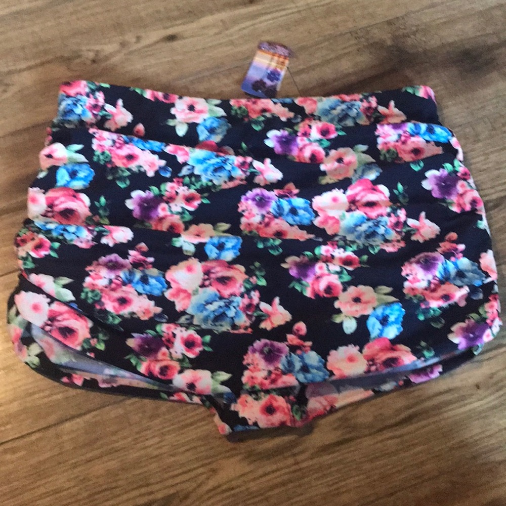 Swim skirt